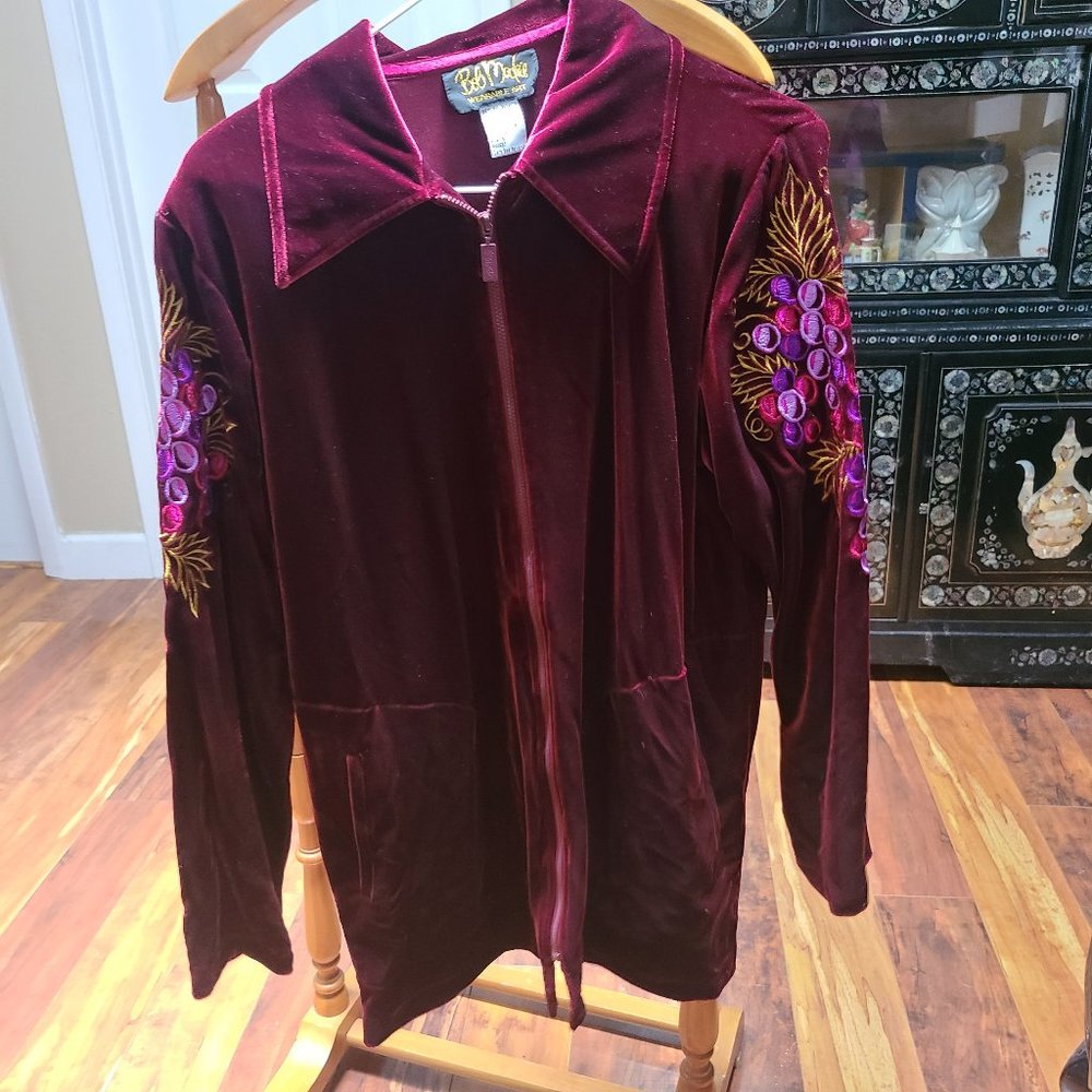 Bobb Mackie, S, Maroon velour embroidered jacket